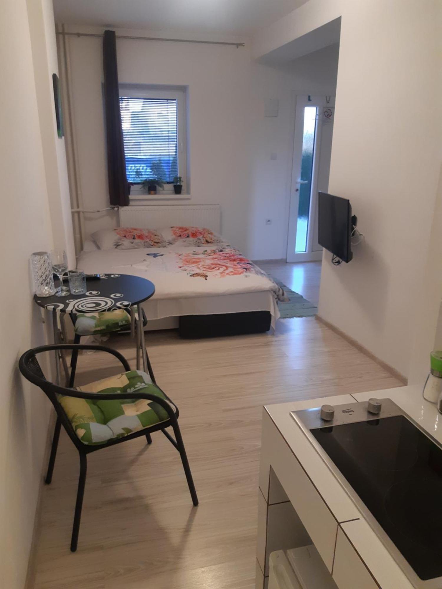 Apartment Pharamis Bešeňová Buitenkant foto