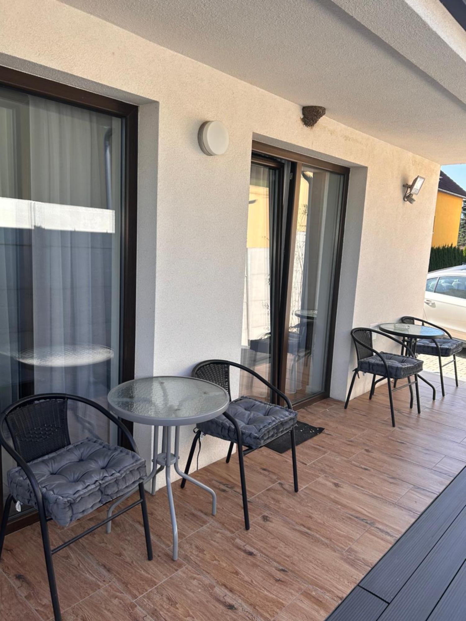 Apartment Pharamis Bešeňová Buitenkant foto