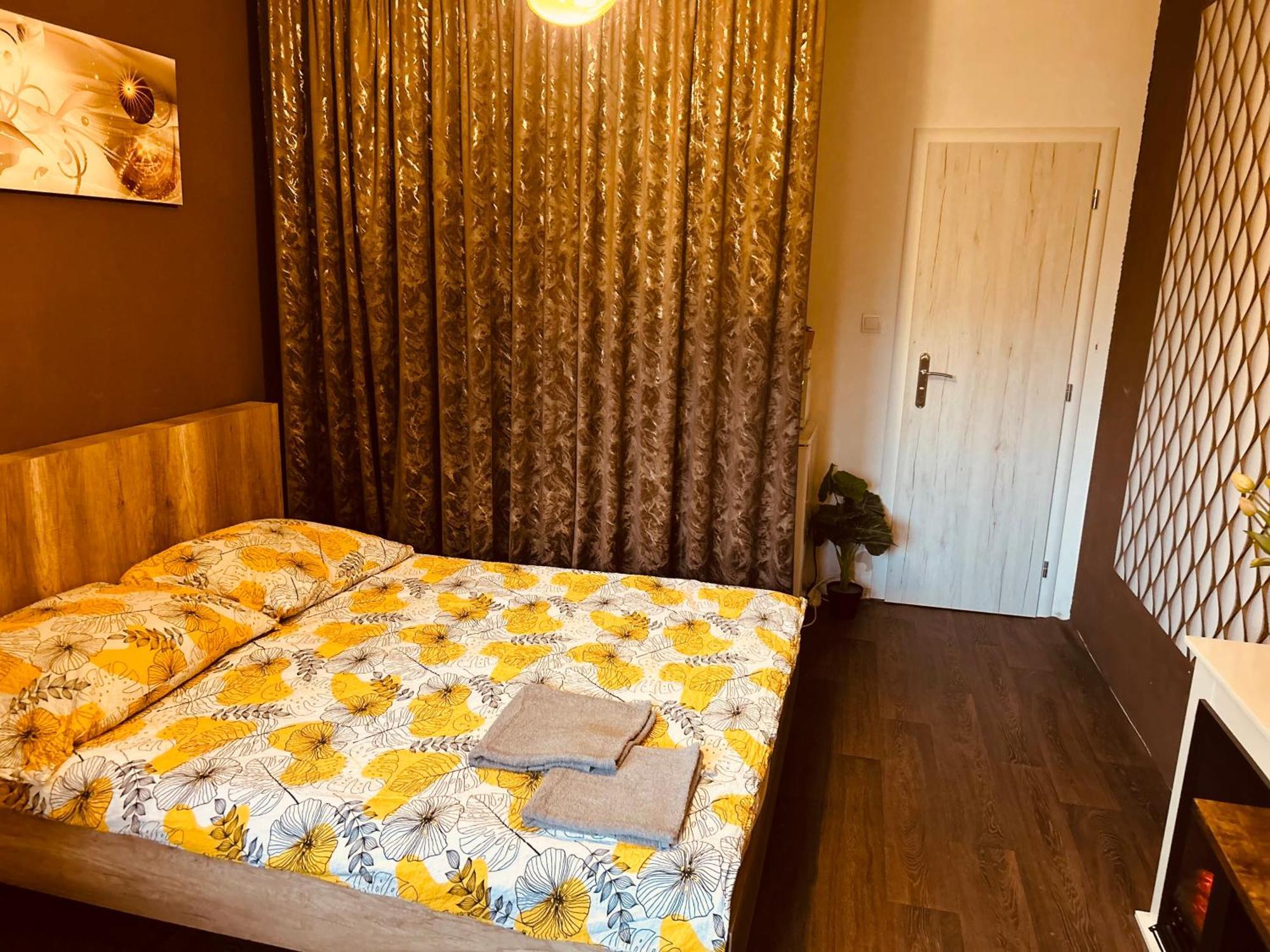 Apartment Pharamis Bešeňová Buitenkant foto